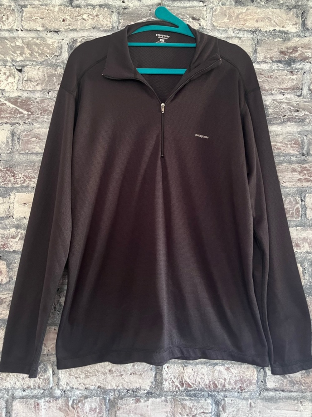 Patagonia Black Quarter-Zip Capilene Pullover, great condition hike/run/workout